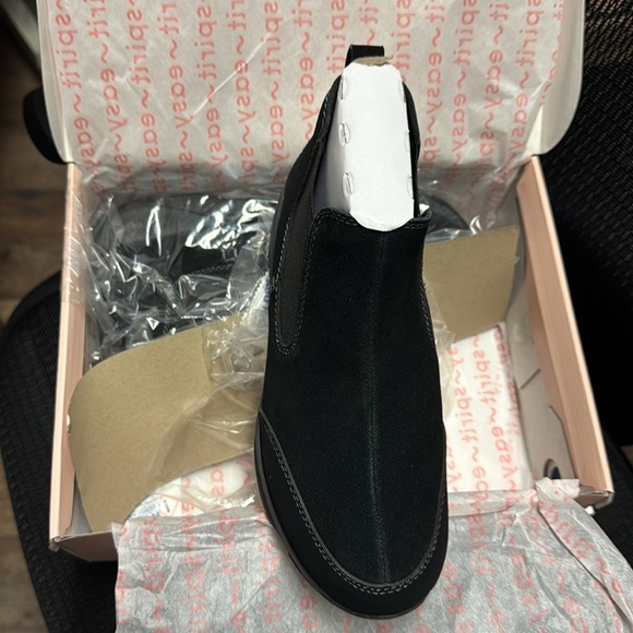 Easy Spirit Womens Exceed Suede Ankle Chelsea Boots - Picture 4 of 5